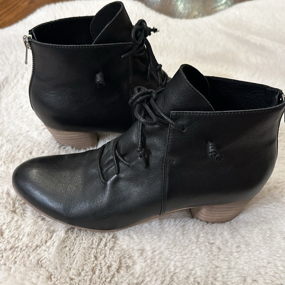 Django and Juliet dress shoes - Picture 4 of 8